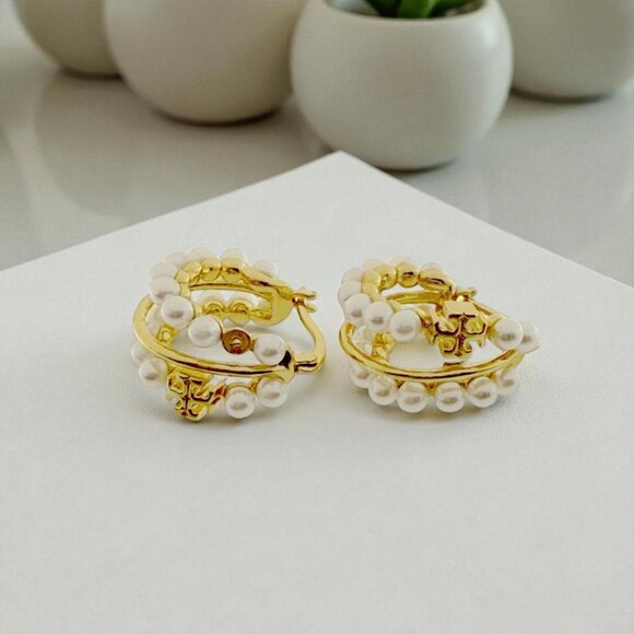 Tory Burch Kira 18K-Gold-Plated & Imitation Pearl Earrings. One pearl is missing - Picture 2 of 3
